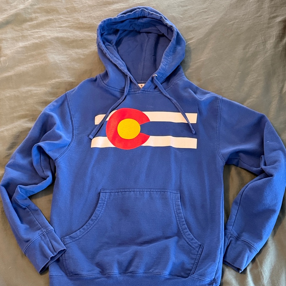 Men's Blue Hooded Sweatshirt with Colorado Graphic